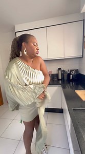 96K views · 1.8K reactions | When cooking is serious business 藍藍藍!!! Do you usually wear an apron when cooking or not? #LetsCookWithPam #letstalkwithpam | Pamellah Oduor | Facebook