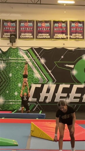 Smacked #coed #stunting #allstarcheer #flyer #xybca