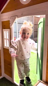 Outsunny Outdoor Kids Playhouse, Wooden Playhouse with Dutch Door, Windows, Flower Holders and Boxes for Toddlers 3-8 Years, Cottage Play House for Backyard, DIY Chicken Coop, Beige