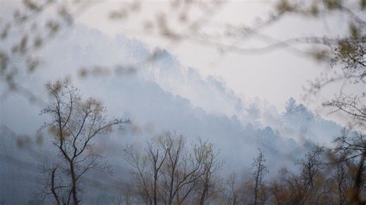Table Rock Wildfire in Carolinas: See livestreams of state park amid growing fires