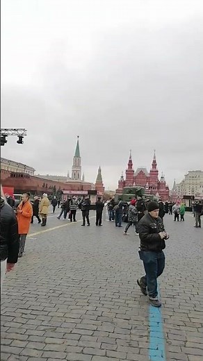 1941 Parade on Red Square (WWII military transport)