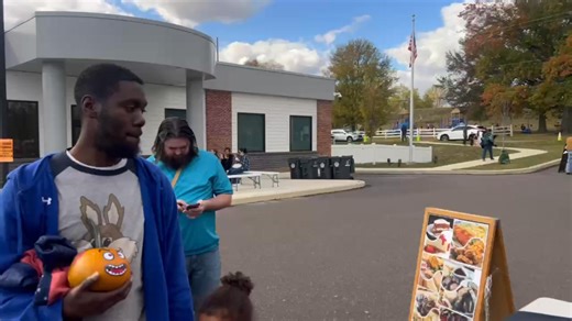 #CaribbeanParadiseFoodTruck @Phoenixville Recreation Center at Phoenixville PA yesterday! Just a great outdoor day (weather wise. Top Authentic Jamaican Food. #jerkchicken #currychicken #jamaicanpattied #cocobread #macandcheese | Caribbean Paradise Jamaican Restaurant & Catering Service | Facebook