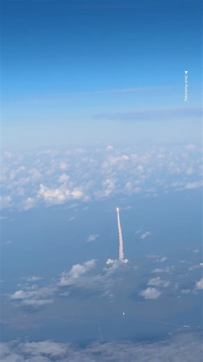 Artemis II Launch Seen From Flight From Costa Rica to Atlanta
