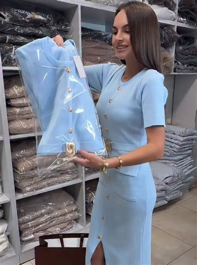 🥰Просто шикарный образ❤️ 🔥Выполнен из натуральных материалов ❗️Цена 3050 рублей ❗️ Размеры: 40-42-44-46-48-50-52-54 56 Отправка заказов каждый день ❗️ Для заказа в Телеграм