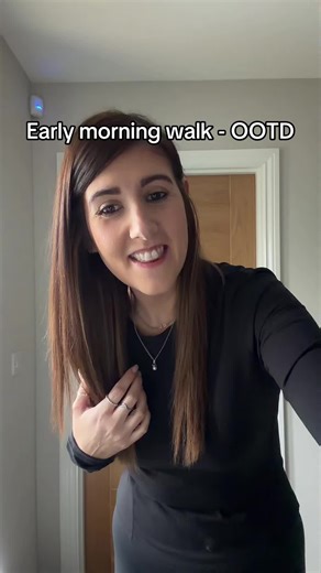 OOTD - early morning walk 🌅 happy Thursday everyone! #ootd #outfit #exercise #walk #fyp
