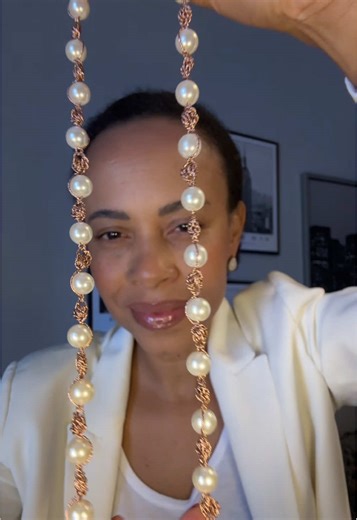 Collana all’uncinetto con perle: Tutorial passo passo