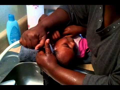 Janiya crying getting her hair washed
