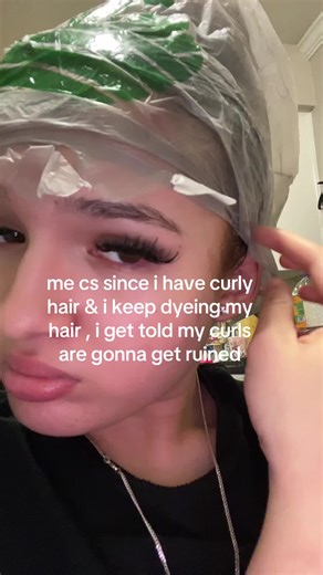 . (@undercoverpiglett)’s videos with original sound - (^.^)