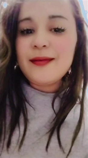 Videos de Mayra Sanchez Salmer (@mayrasanchezsalmeron) con “sonido original - Daniela Aj”