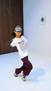 Trding song 🤘💞🥰 . . . . . . . choreography by @ahmed_raja_didlilmaster . . . . . . . . . . . . . . . . . . . . . . . . . . . . . #ahmedrajamakrana #fb #goodmorning #instagram #reelsinstagram ##viralvideos #reels #india #instalike ##rajasthan #love #meme #dance #ahmedraja #music #less | Ahmed Raja makrana