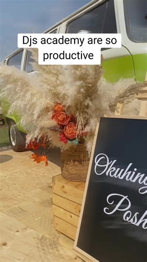 DJs Academy: Unleashing Talent in Music Mixing