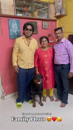 Family Photo #dog #pets #rottweiler #shortvideo #shorts #family #love