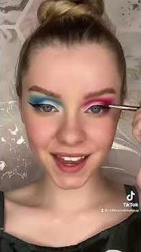 Easy Harley Quinn makeup🃏 #halloweenmakeup #makeup