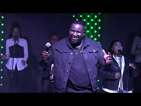 Bishop Dr RC Madzinge & The Cwc Tshwane - Ri do ima (In Memory Of Bishop Dr RC Madzinge)