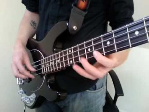 Learn simple Bass riffs: Michael Jackson: Beat it