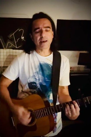 Free Fallin’ (Acoustic Cover) – Dablio Artesano #shorts