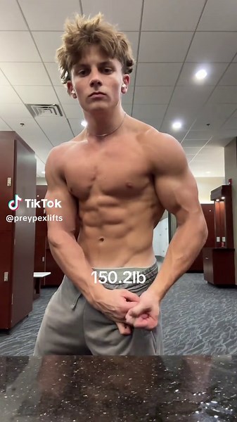 Achieve Your Lean and Ripped Physique at the Gym