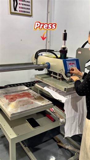 40x60cm Dual-Station Pneumatic Heat Press Machine 3D Embossing Process Operation Demonstration