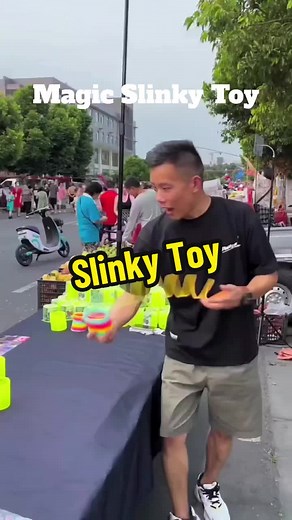 Colorful Magic Plastic Slinky Rainbow Spring Toy for Children