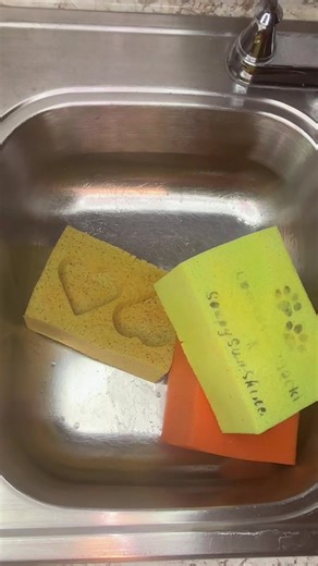 A Rinse Nobody Asked For🤭But Yuh Go Get It😂😂Baby I Was Slanging S*** Everywhere 😂😂 Now If Yuh Missed The Combo 🥶Roadti7K @Lady’s Paste✨ Get Yuh A Piece Of This Thickness #fypシ #cleantok #laundry #roadto7kfollowers❤️