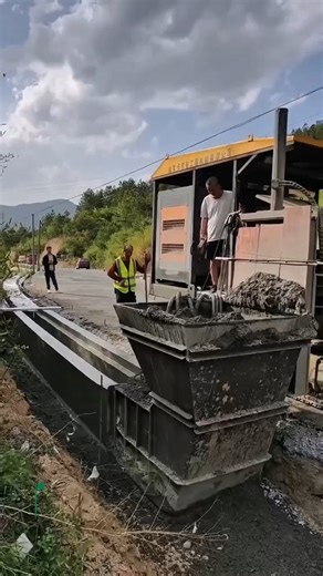 Automatic Concrete Curb Machine in Action — Fast Roadwork Tech #construction #roadwork #machine