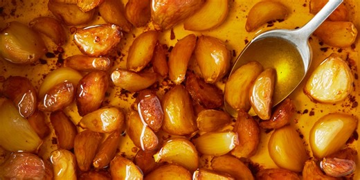 Keep A Jar Of This Garlic Confit In Your Fridge At All Times