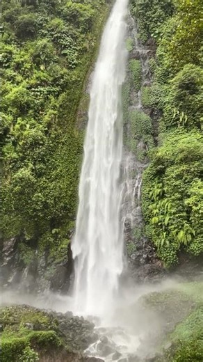 Air terjun tancak. Jember, Java, Indonesia
