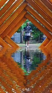 705K views · 6.2K reactions | Creative video ideas with puddle effects #mobilevideography #creative #aestheticvideo | Yeni Laiskodat | Facebook