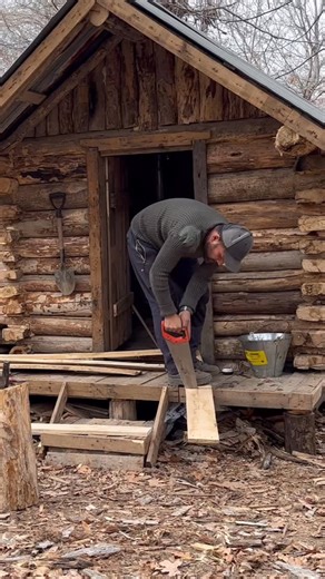 abz_bushcraft on Instagram: "I made a small wooden dining table for the bushcraft cabin #woodentable #bushcraft"