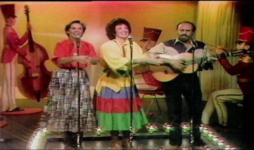 Childhood Nostalgia Sing-Along with Sharon, Lois, and Bram