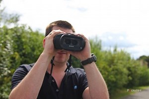 Sony DEV-5 video binoculars pictures and hands-on