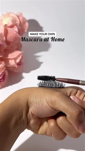 Airblack Beauty Club on Instagram: "✨ Make Your Own Mascara at Home! ✨ If you’ve ever wanted a DIY natural mascara that’s safe, affordable, and made with simple ingredients already in your kitchen.. this is your sign! 👀💖 Using just aloe vera gel, activated charcoal, and coconut oil, you can create a chemical-free, lash-strengthening homemade mascara that gives you natural volume, deep black pigment, and zero clumping. 🌿🖤 This DIY mascara recipe is perfect for anyone who loves clean beauty, t