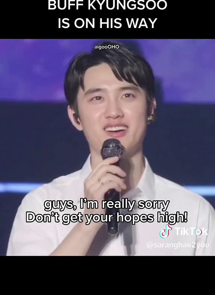 EXO's Reaction to Kyungsoo's Abs | Hilarious Modeling Moment