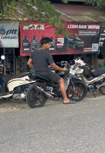 Ngabuburide⚡️ #fizrindonesia #roadrace #fiz #underbound #2tak #fizrkalimantan #fizrkalimantan #fypシ゚viral #2taklovers