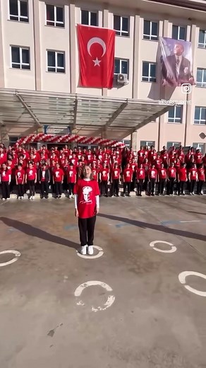 Turkish school studying Russian sings Katyusha (Adalet Ortaokulu) ** Турецкая школа Поёт «Катюшу» 🇷🇺🇹🇷 | Igor in Russia