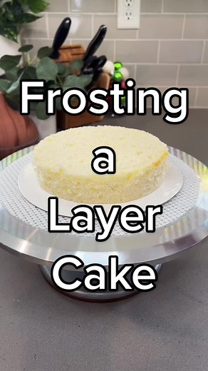 Layer Cake Frosting Tutorial
