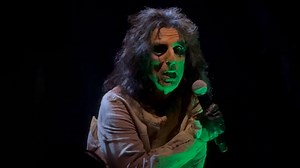 Watch ALICE COOPER's Entire Concert At 2024 Orange County Fair