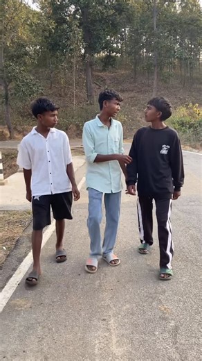 🇸‌🇹‌🇩‌ 🇦‌🇰‌🇦‌🇸‌🇭‌ | Coco lete gayab ho gaya 🤬 . . . . . . . #Gaya bhogata #viralreel #funny reel #desicomedy #desi boy | Instagram