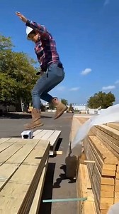 Hello , hello! | Kelly Reds