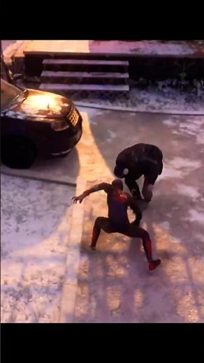 Spider-Man Miles Morales Gameplay ps5 fighting crime