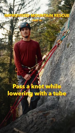 Silvan Metz on Instagram: "PASS A KNOT WHILE LOWERING WITH A TUBE-STYLE DEVICE We've already established earlier in the series that lowering with a tube-style device is a smooth option, especially with two ropes and a two-person-load. But what if you have to pass a knot with this technique? The basic strategy is to perform a load transfer to an accessory cord, re-install the lowering device and third hand behind the knot and then transfer the load back to the rope. You can learn more about the l