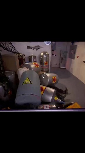 Part 3 Bionic Dog #labratsbionicisland #adambreeandchase #chasedavenport #viral #leodooley #breedavenport #douglasdavenport #dog #bionicpowers