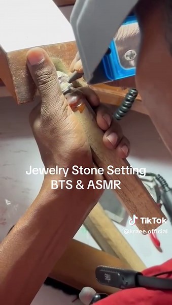 Understanding Hand-Set Diamonds in Jewelry Making