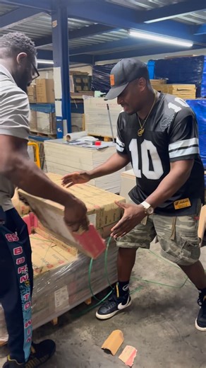 Gio Designs Official on Instagram: "TUNAPUNA I TELL ALLYUH WE NOT HALF STEPPING,GIO’S SOUP DELI 3RD LOCATION OPENING SOON🙏🏽🙏🏽🙏🏽"