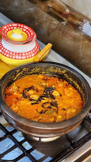 122K views · 150 reactions | Simple yummy chicken curry.. No sauteing required | Ayesha's Kitchen | Facebook