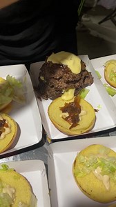 4.3K reactions · 35 shares | وصلنا لاكبر سندوتش برحر اتعمل لغيت دلوقتي في "just smash" ١٢ قطعة برجر ❤️ مستنينكم في العنوان الجديد: https://maps.app.goo.gl/VDWX8KzoBEQ2xsdk6?g_st=ic | Just Smash | Facebook