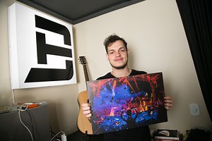 Conheça o DJ Bhaskar, o irmão gêmeo de Alok que busca seu espaço