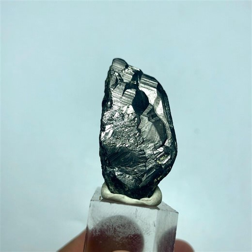 50ct Geometric Hematite Crystal Pakistan - Rare Natural Mirror Luster Specimen - Metallic Dark Academia Decor - Etsy