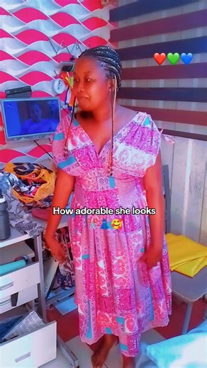 It's not too late to order yours 😊✂️🛍️#thewhytedhovesvintagewears #handmade #sewingtiktok #moreviews #newyear #patronizemybusiness @Justicia Milebah @Graceyᥫ᭡. @ALICE🦋 🌸 @🎀𝒮𝓂𝒾𝓁𝑒𝓎 🦋𝒯𝑒𝒟𝒹𝒴💕