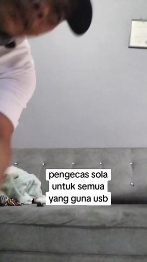 #fyppppppppppppppppppppppp #fyp #tiktokmalaysia🇲🇾 #fypage #solarsystem #sola #pengecas #usb